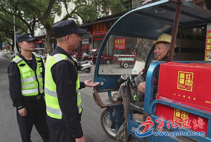 寧化開展非機動車交通秩序?qū)m椪涡袆? border=